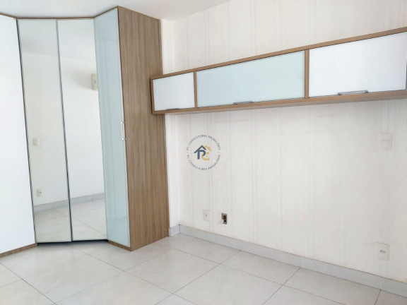 Imagem Apartamento com 4 Quartos à Venda, 121 m² em Ingá - Niterói