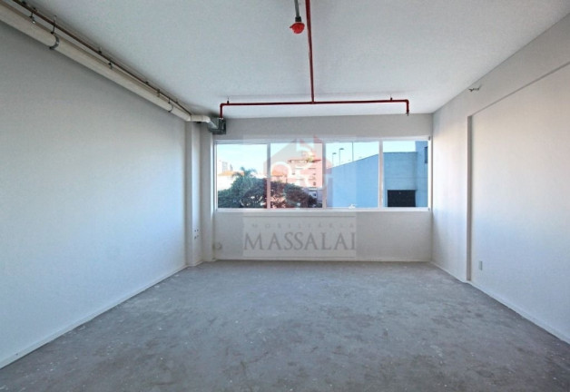 Sala Comercial à Venda, 37 m² em Santana - Porto Alegre