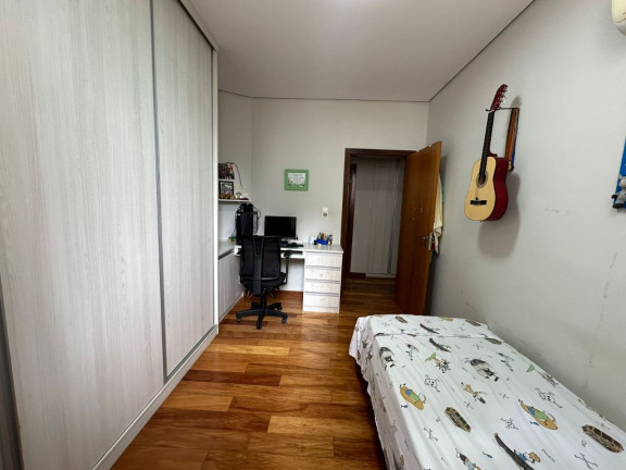 Imagem Casa com 4 Quartos à Venda, 488 m² em Cabral - Contagem Imagem Casa com 4 Quartos à Venda, 488 m² em Cabral - Contagem