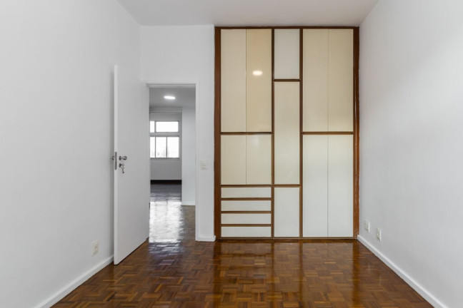 Imagem Apartamento com 3 Quartos à Venda, 128 m² em Leblon - Rio De Janeiro Imagem Apartamento com 3 Quartos à Venda, 128 m² em Leblon - Rio De Janeiro