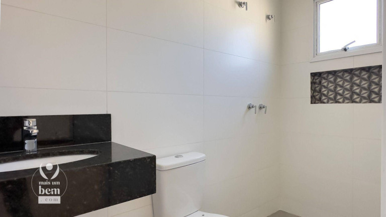 Imagem Sobrado com 3 Quartos à Venda, 244 m² em Campo Comprido - Curitiba Imagem Sobrado com 3 Quartos à Venda, 244 m² em Campo Comprido - Curitiba