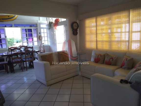 Imóvel com 3 Quartos à Venda,  em Peró - Cabo Frio
