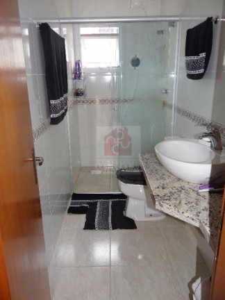 Imagem Casa com 3 Quartos à Venda, 201 m² em Hípica - Porto Alegre Imagem Casa com 3 Quartos à Venda, 201 m² em Hípica - Porto Alegre