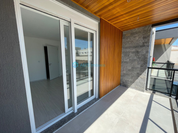 Imagem Sobrado com 3 Quartos à Venda, 158 m² em São José - Canoas