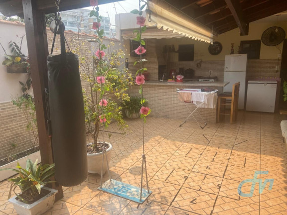 Imagem Sobrado com 3 Quartos à Venda, 129 m² em Vila Oliveira - Mogi Das Cruzes