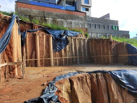 Imagem Casa com 3 Quartos à Venda, 312 m² em Sítio Do Morro - Santana De Parnaíba