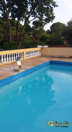 Imagem Chácara com 6 Quartos à Venda, 300 m²