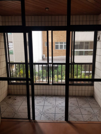 Imagem Apartamento com 3 Quartos à Venda, 130 m² em Gonzaga - Santos Imagem Apartamento com 3 Quartos à Venda, 130 m² em Gonzaga - Santos