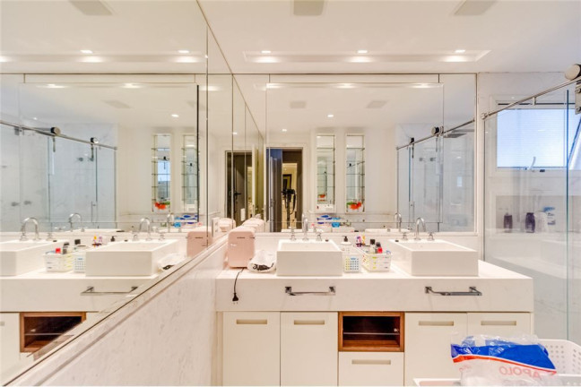 Imagem Apartamento com 3 Quartos à Venda, 234 m² em Vila Nova Conceição - São Paulo Imagem Apartamento com 3 Quartos à Venda, 234 m² em Vila Nova Conceição - São Paulo