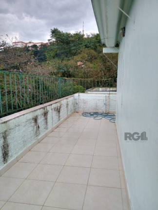 Imagem Imóvel com 3 Quartos à Venda, 148 m² em Teresópolis - Porto Alegre Imagem Imóvel com 3 Quartos à Venda, 148 m² em Teresópolis - Porto Alegre