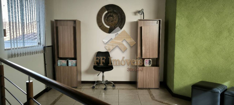Imagem Casa com 3 Quartos à Venda, 250 m² em São Carlos