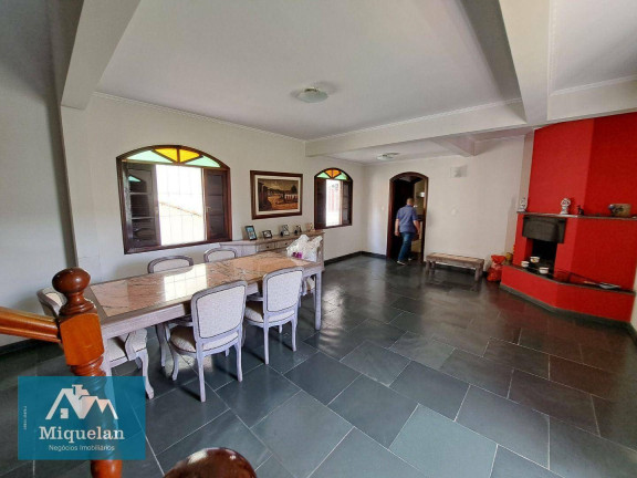 Imagem Casa com 3 Quartos à Venda, 300 m² em Tremembé - São Paulo