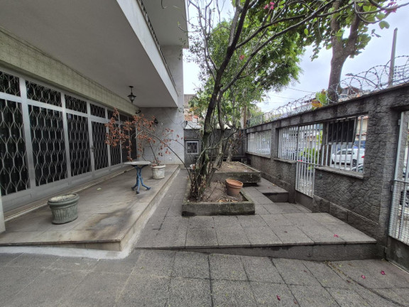 Imagem Casa com 9 Quartos à Venda, 423 m² em Meier - Rio De Janeiro Imagem Casa com 9 Quartos à Venda, 423 m² em Meier - Rio De Janeiro