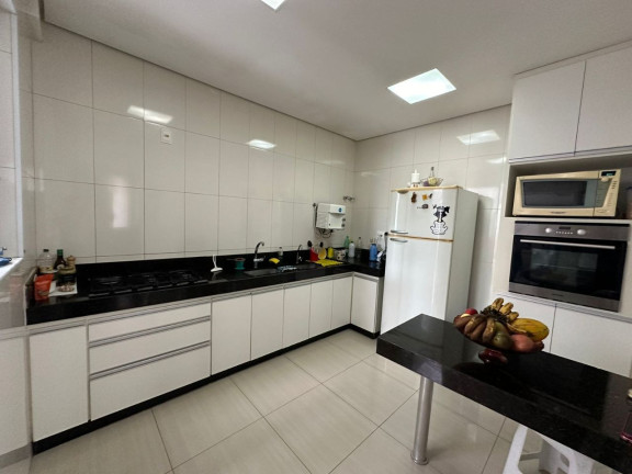 Imagem Casa com 4 Quartos à Venda, 488 m² em Cabral - Contagem Imagem Casa com 4 Quartos à Venda, 488 m² em Cabral - Contagem