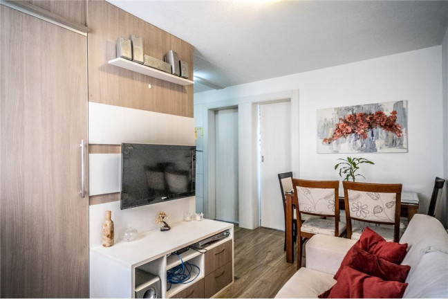 Imagem Imóvel com 2 Quartos à Venda,  em Rubem Berta - Porto Alegre
