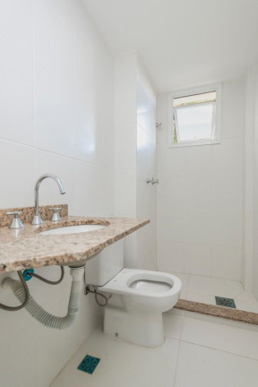 Imagem Imóvel com 2 Quartos à Venda, 80 m² em Passo Da Areia - Porto Alegre Imagem Imóvel com 2 Quartos à Venda, 80 m² em Passo Da Areia - Porto Alegre