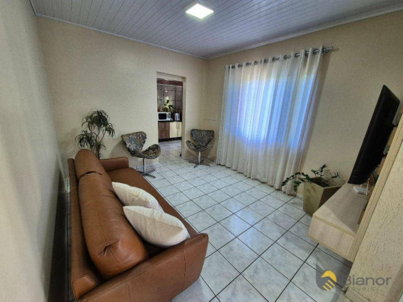 Imagem Casa com 3 Quartos à Venda, 140 m² em Bela Vista - Itapiranga