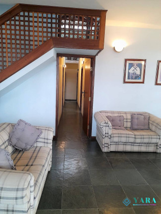 Imagem Casa com 5 Quartos à Venda, 300 m² em Barra Da Lagoa - Ubatuba Imagem Casa com 5 Quartos à Venda, 300 m² em Barra Da Lagoa - Ubatuba