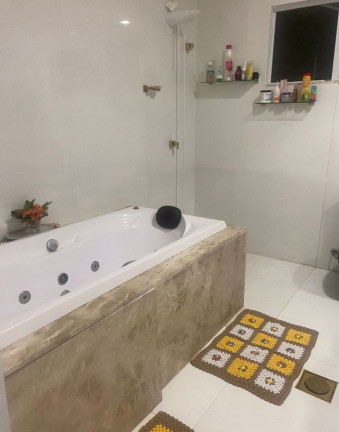 Imagem Casa com 4 Quartos à Venda, 200 m² em Miragem - Lauro De Freitas