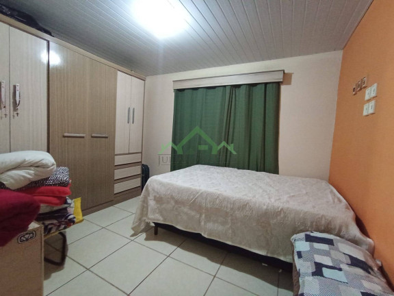 Imagem Casa com 3 Quartos à Venda, 822 m² em Centro - Balneário Barra Do Sul