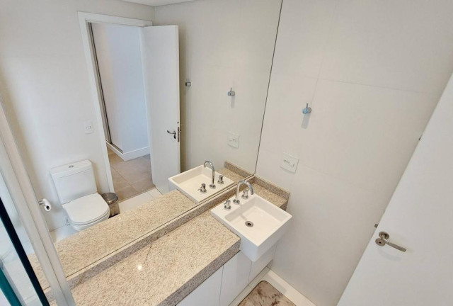 Imagem Imóvel com 3 Quartos à Venda, em Vila Gertrudes - São Paulo Imagem Imóvel com 3 Quartos à Venda, em Vila Gertrudes - São Paulo