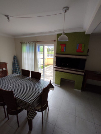 Imagem Casa de Condomínio com 4 Quartos à Venda, 150 m² em Praia De Palmas - Governador Celso Ramos