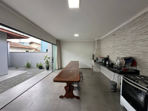 Imagem Casa com 2 Quartos à Venda, 120 m² em Costeira - Balneário Barra Do Sul