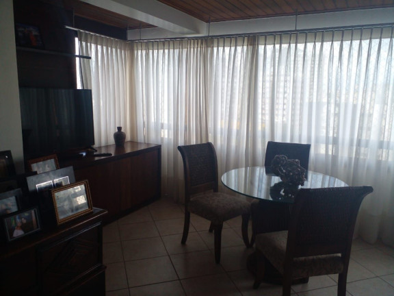 Imagem Apartamento com 4 Quartos à Venda, 200 m² em Pituba - Salvador