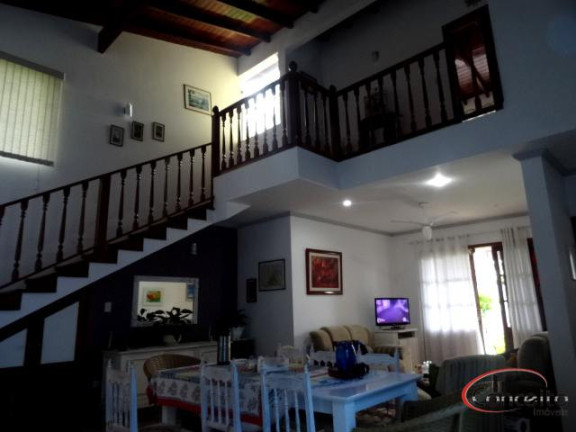 Casa com 3 Quartos à Venda, 250 m² em Centro - Ubatuba