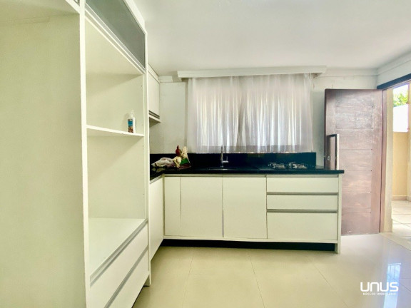 Imagem Casa com 7 Quartos à Venda, 360 m² em Ipiranga - São José