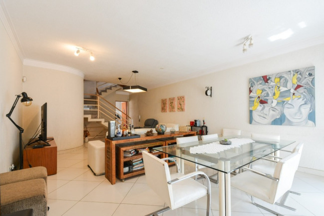 Casa com 4 Quartos à Venda, 214 m² em Mirandópolis - São Paulo