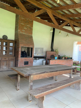 Imagem Casa com 3 Quartos à Venda, 320 m² em São Lourenço - Curitiba
