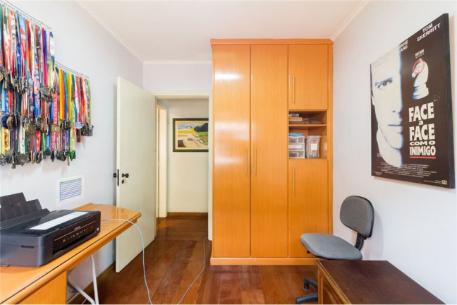 Imagem Casa com 3 Quartos à Venda, 145 m² em Vila Invernada - São Paulo