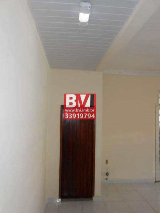 Imagem Casa com 2 Quartos à Venda, 113 m² em Guadalupe - Rio De Janeiro Imagem Casa com 2 Quartos à Venda, 113 m² em Guadalupe - Rio De Janeiro