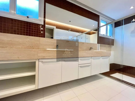 Imagem Casa de Condomínio com 4 Quartos à Venda,  em Xangri-lá
