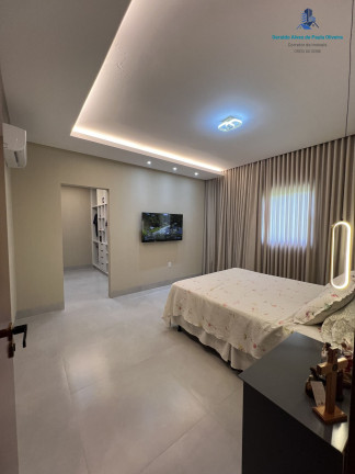 Imagem Casa com 4 Quartos à Venda, 200 m² em Centro - Guapó