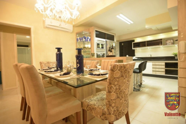 Imagem Apartamento com 3 Quartos à Venda, em Estreito - Florianópolis Imagem Apartamento com 3 Quartos à Venda, em Estreito - Florianópolis