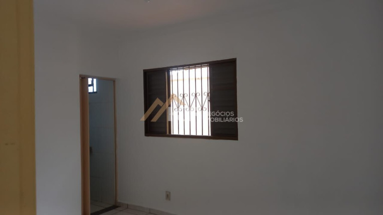 Imagem Casa com 2 Quartos à Venda, 80 m² em Ipiranga - Ribeirão Preto Imagem Casa com 2 Quartos à Venda, 80 m² em Ipiranga - Ribeirão Preto