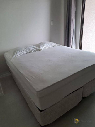 Imagem Apartamento com 4 Quartos à Venda, 240 m² em Meia Praia - Itapema