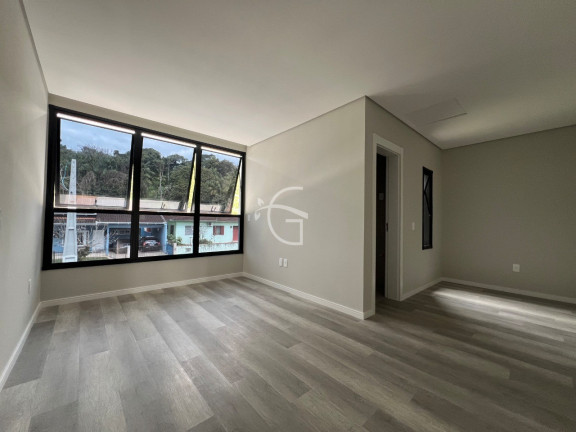 Imagem Casa com 3 Quartos à Venda, 160 m² em Saguaçu - Joinville Imagem Casa com 3 Quartos à Venda, 160 m² em Saguaçu - Joinville