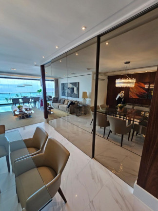 Imagem Imóvel com 4 Quartos à Venda, 242 m² em Praia De Jaguaribe - Salvador Imagem Imóvel com 4 Quartos à Venda, 242 m² em Praia De Jaguaribe - Salvador