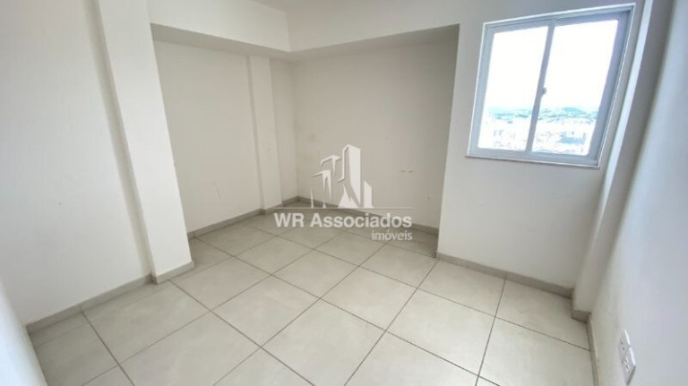 Imagem Apartamento com 2 Quartos à Venda, 80 m²