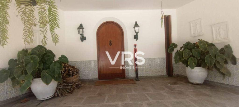 Imagem Casa com 6 Quartos à Venda, 844 m² em Quebra Frascos - Teresópolis Imagem Casa com 6 Quartos à Venda, 844 m² em Quebra Frascos - Teresópolis