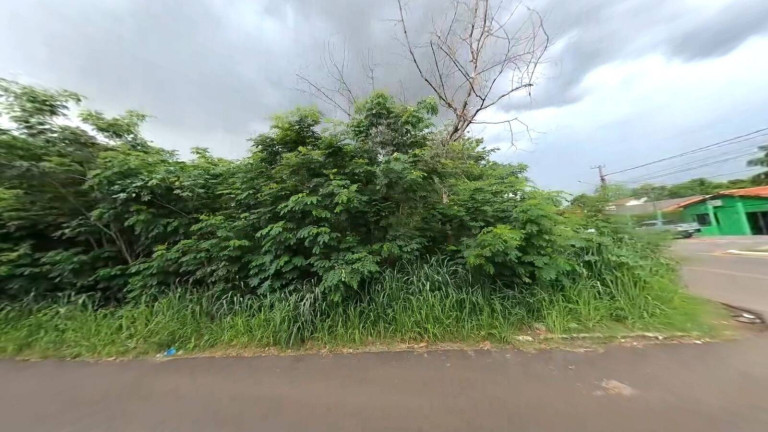 Terreno à Venda, 784 m² em Manga - Várzea Grande
