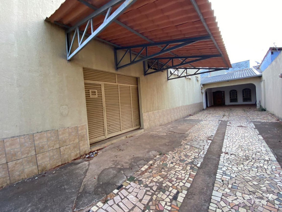 Imagem Casa com 4 Quartos à Venda, 272 m² em Jardim Santo Antônio - Goiânia Imagem Casa com 4 Quartos à Venda, 272 m² em Jardim Santo Antônio - Goiânia