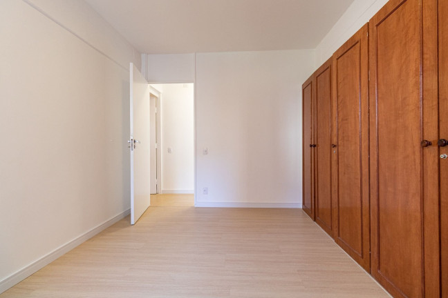 Imagem Imóvel com 3 Quartos à Venda, 121 m² em Itaim Bibi - São Paulo