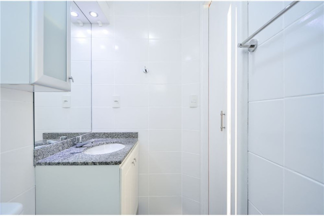 Imagem Imóvel com 3 Quartos à Venda,  em Vila Sônia - São Paulo