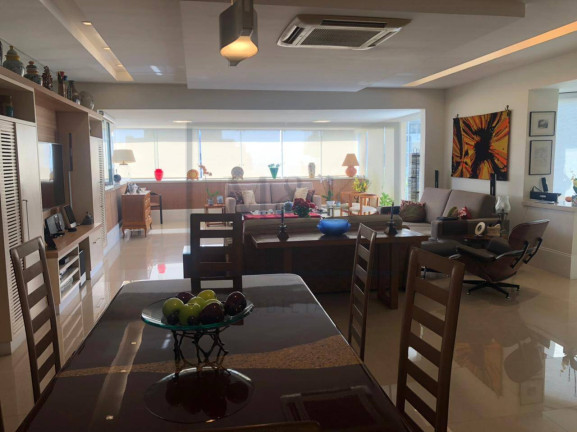 Imagem Apartamento com 3 Quartos à Venda, 241 m² em Barra Da Tijuca - Rio De Janeiro