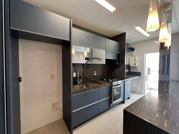 Apartamento com 3 Quartos à Venda, 86 m² em Abraão - Florianópolis