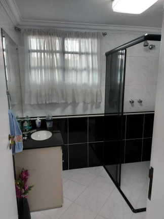 Imagem Sobrado com 3 Quartos à Venda, 366 m² em Guabirotuba - Curitiba Imagem Sobrado com 3 Quartos à Venda, 366 m² em Guabirotuba - Curitiba